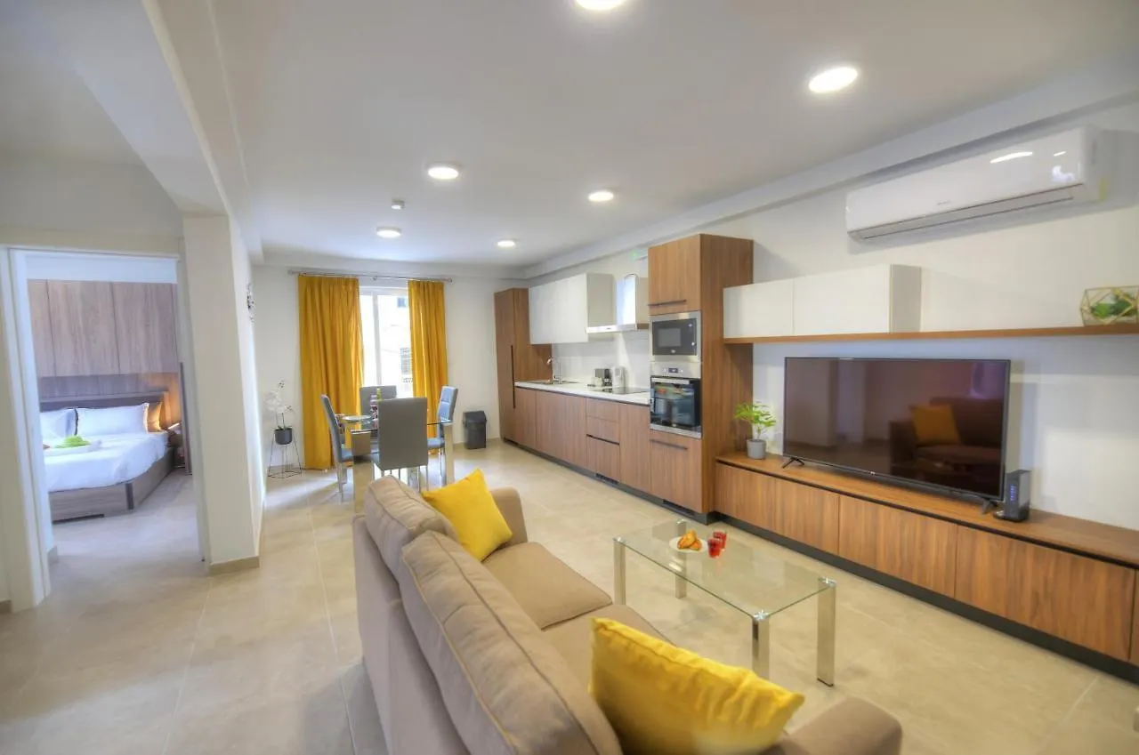 Spacious And Tastefully Furnished 2 Bedroom Apartment Ddif1-3 contacts
